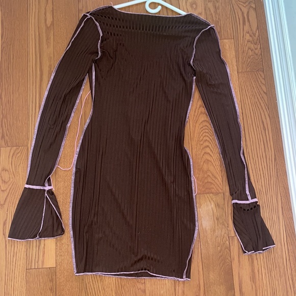 Dress - Picture 3 of 4